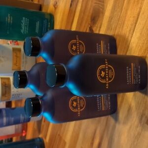 Bath Body Works Aromatherapy Lavender & Vanilla body & massage oil